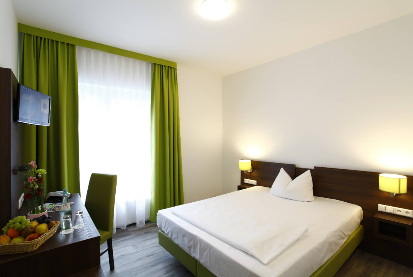 Arthotel ANA Eden - Messehotel - Obscene Messe